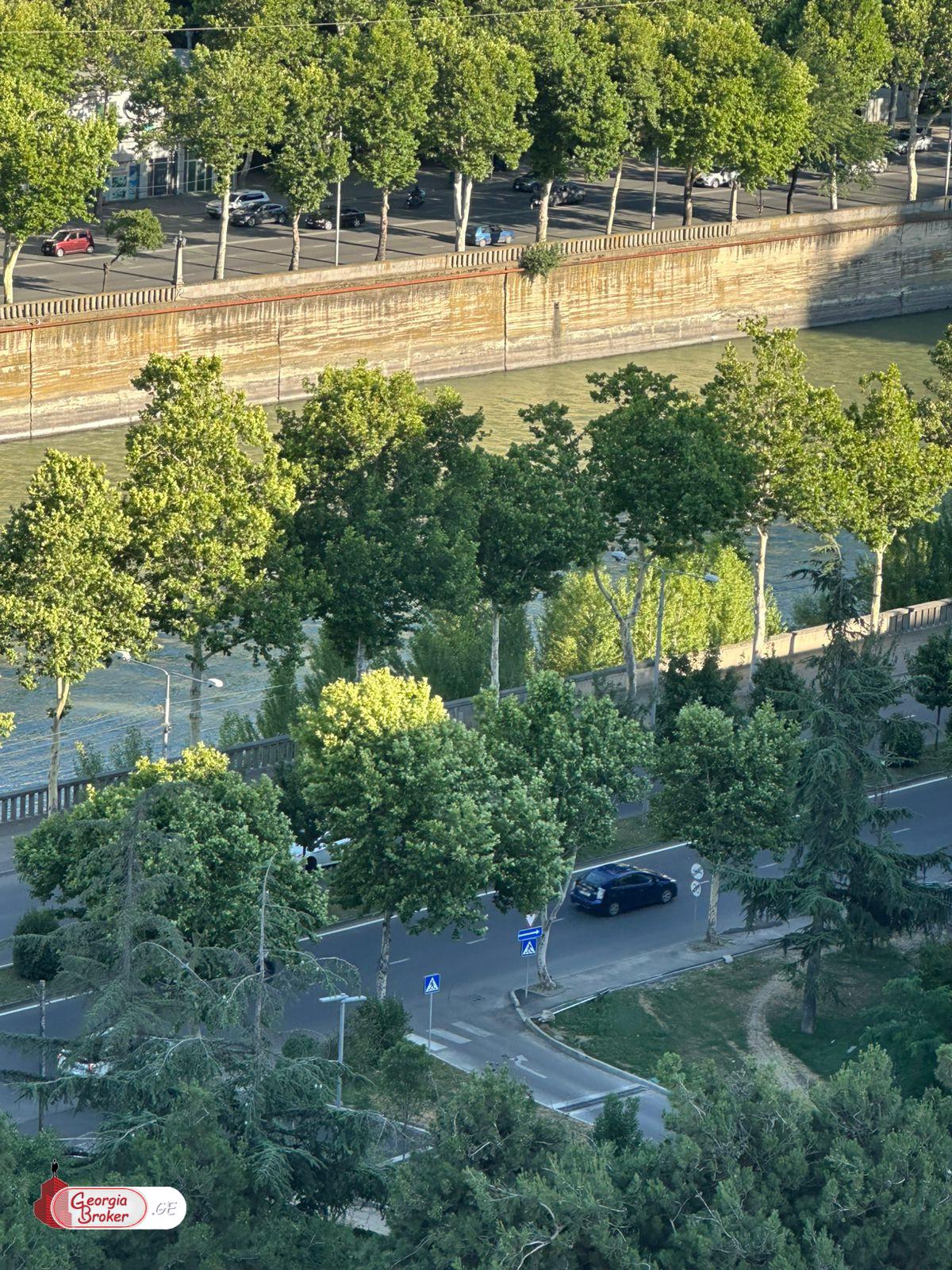 nearly repaired 1-room apartment for sale